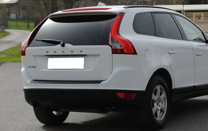 Volvo XC 60 cena 46900 przebieg: 301000, rok produkcji 2010 z Czyżew małe 379